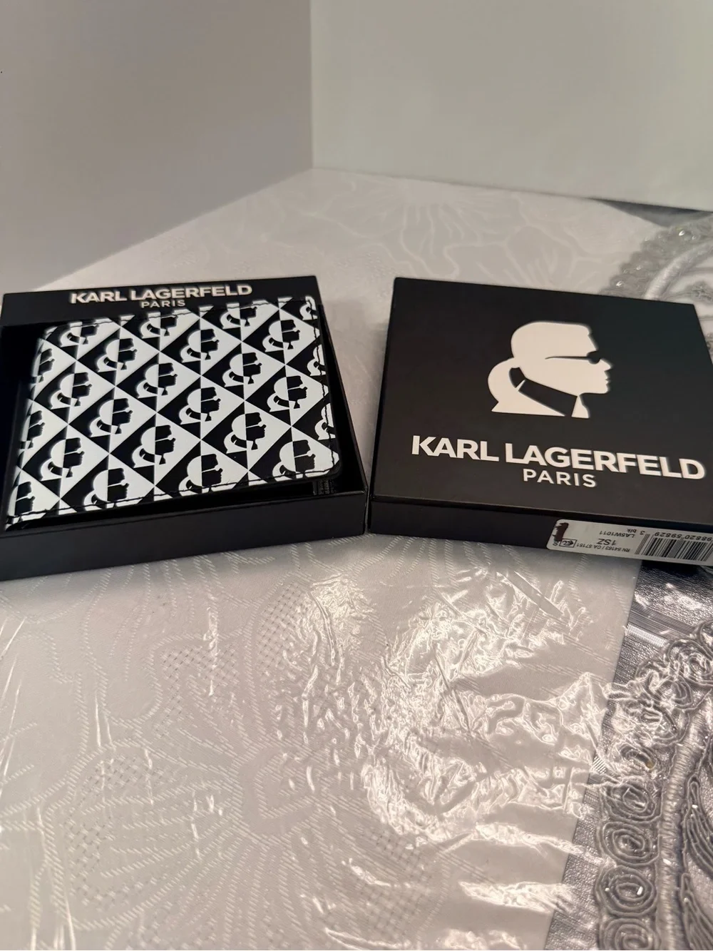 Karl Lagerfeld Black & Light Gray Bifold Wallet